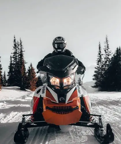 how many miles will a snowmobile last