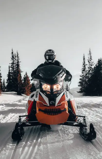 how many miles will a snowmobile last